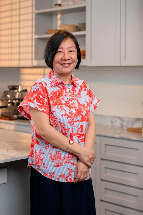 Ms Heng Siok Tian